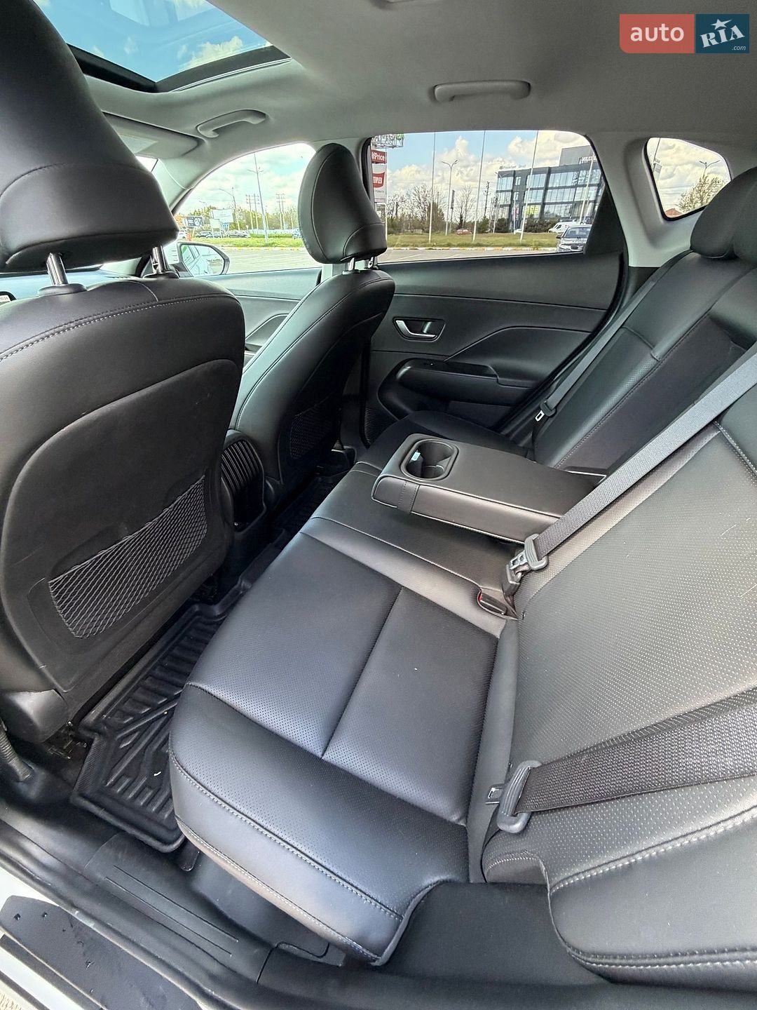 Hyundai Kona 2023 VIN KM8HE3A62RU009745 фото оголошення 30 з 30