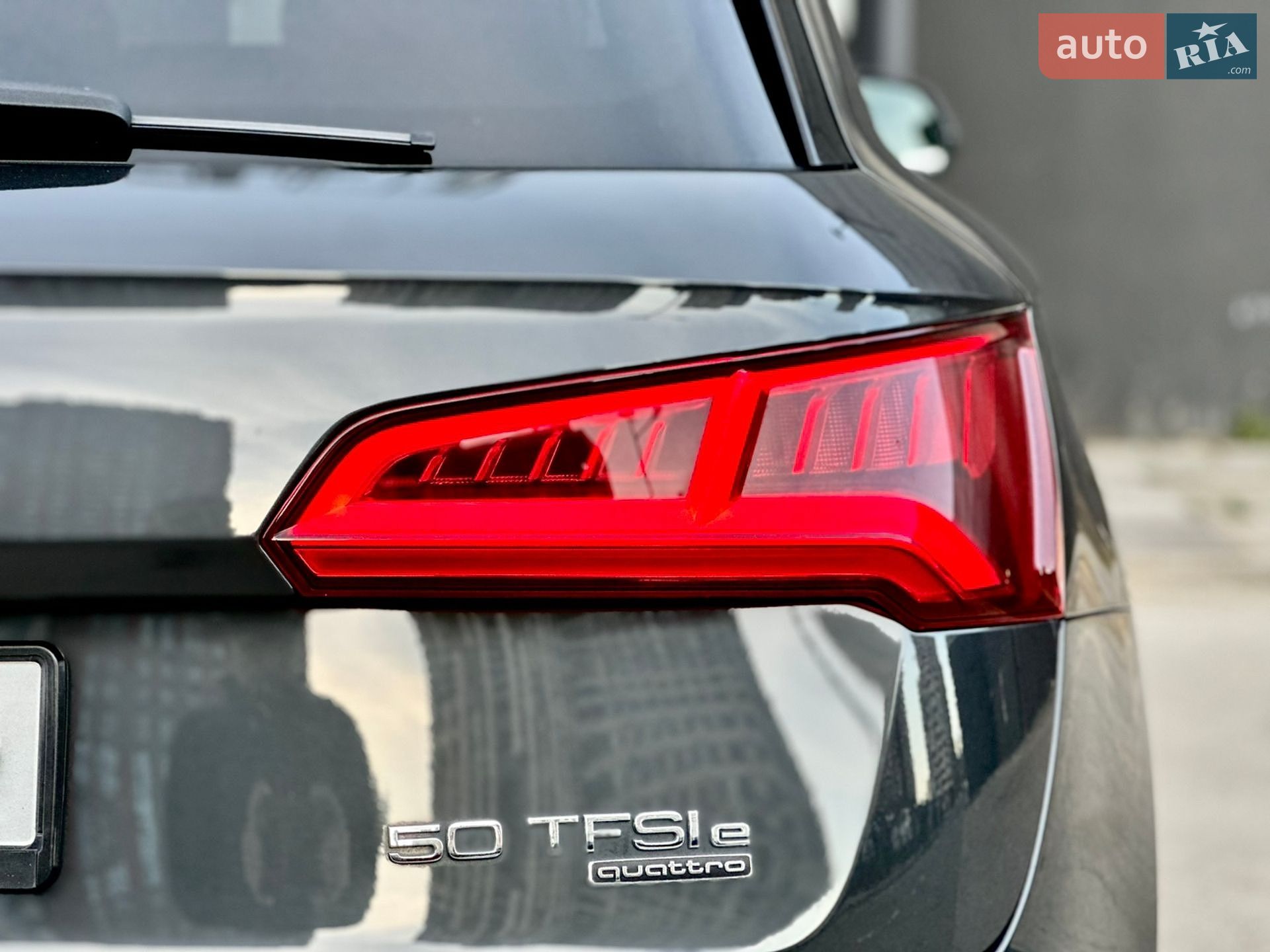Audi Q5 2020 VIN WAUZZZFY9L2097512 фото оголошення 4 з 41