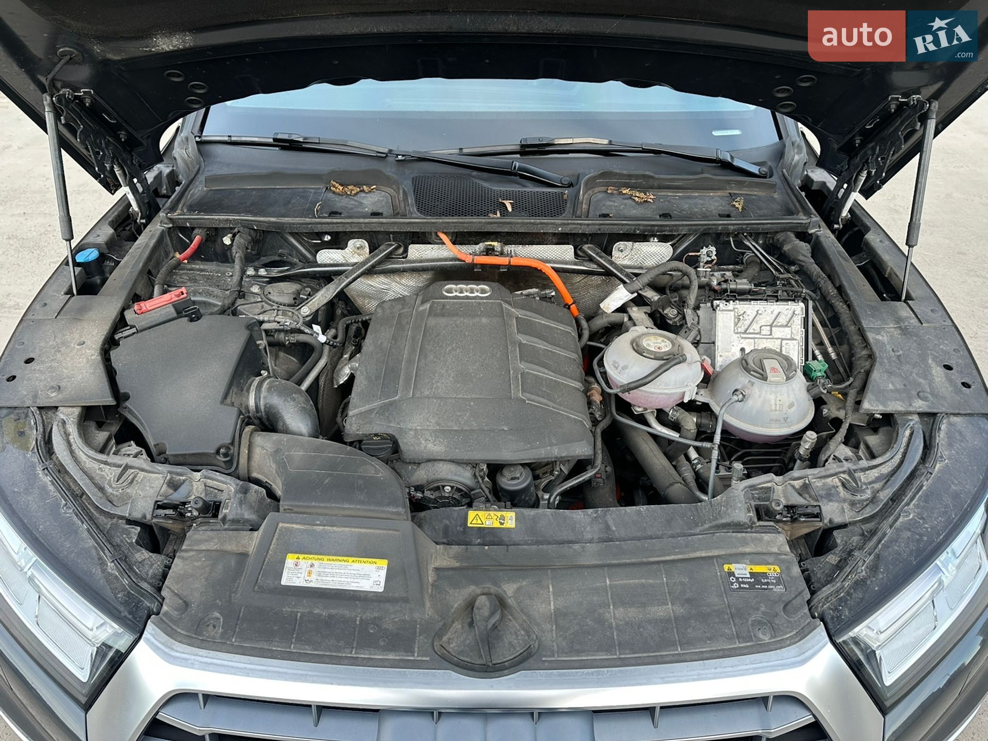Audi Q5 2020 VIN WAUZZZFY9L2097512 фото оголошення 18 з 41