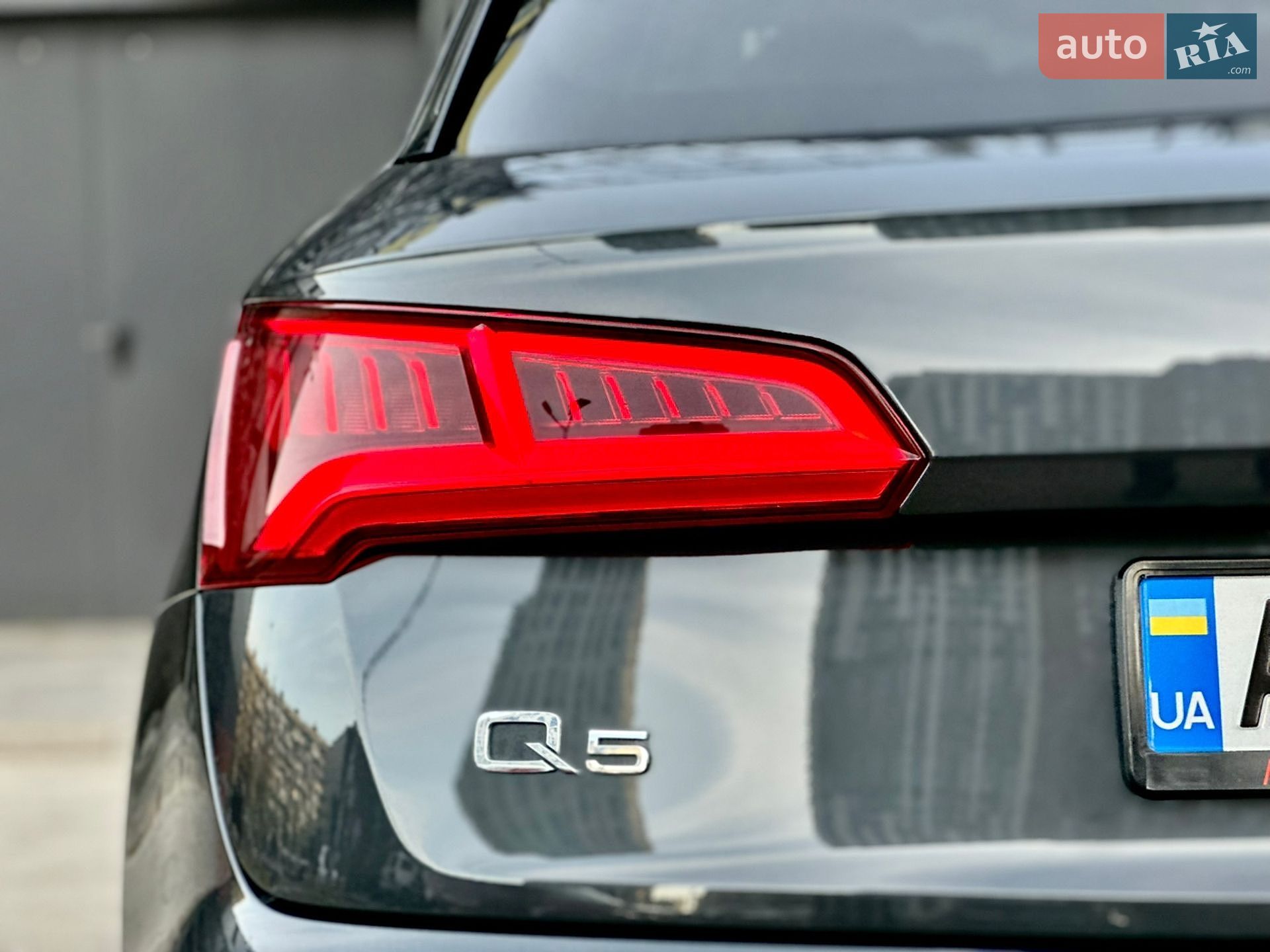 Audi Q5 2020 VIN WAUZZZFY9L2097512 фото оголошення 19 з 41