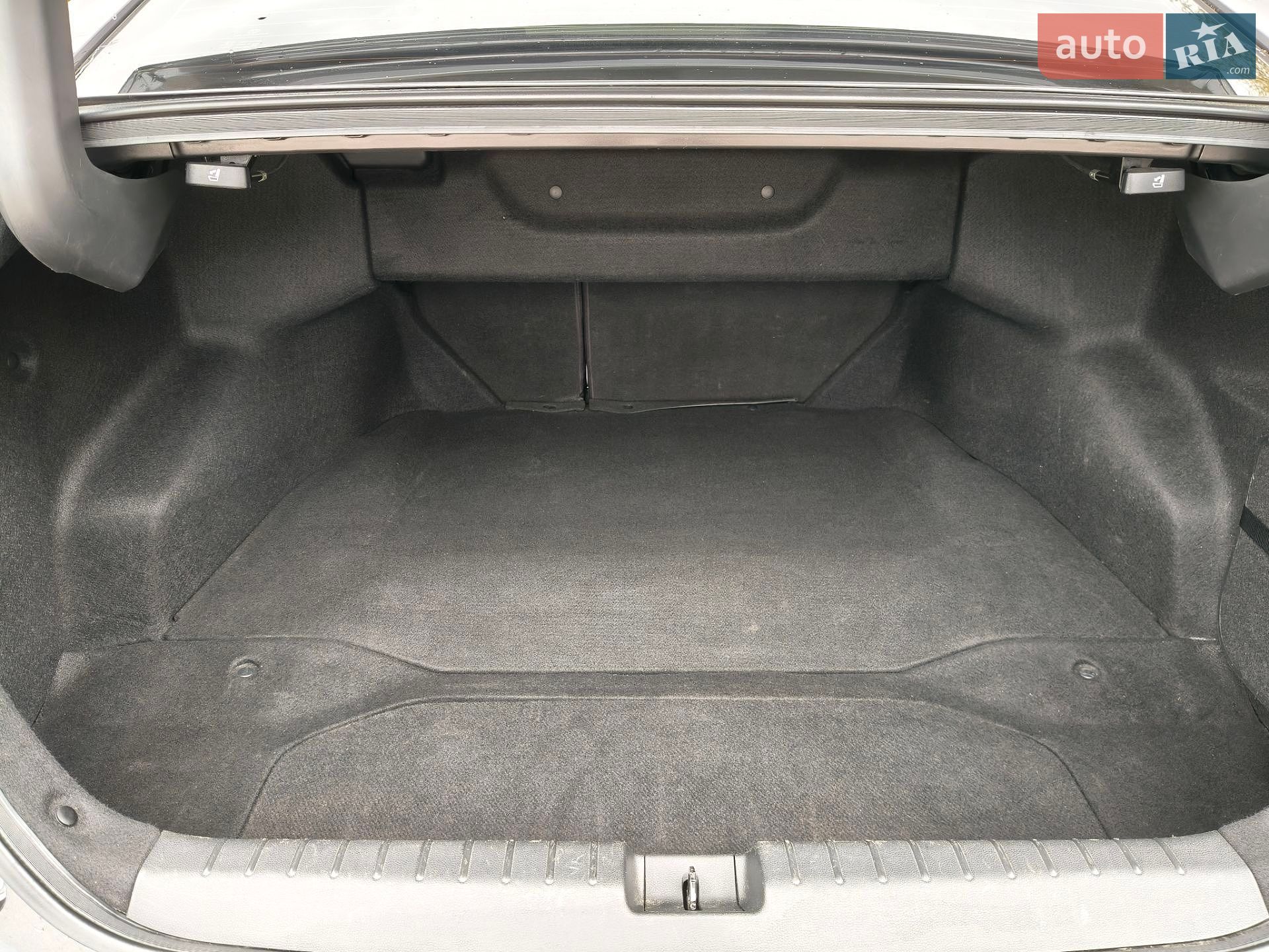 Honda Clarity 2018 VIN JHMZC5F38JC011842 фото оголошення 7 з 15