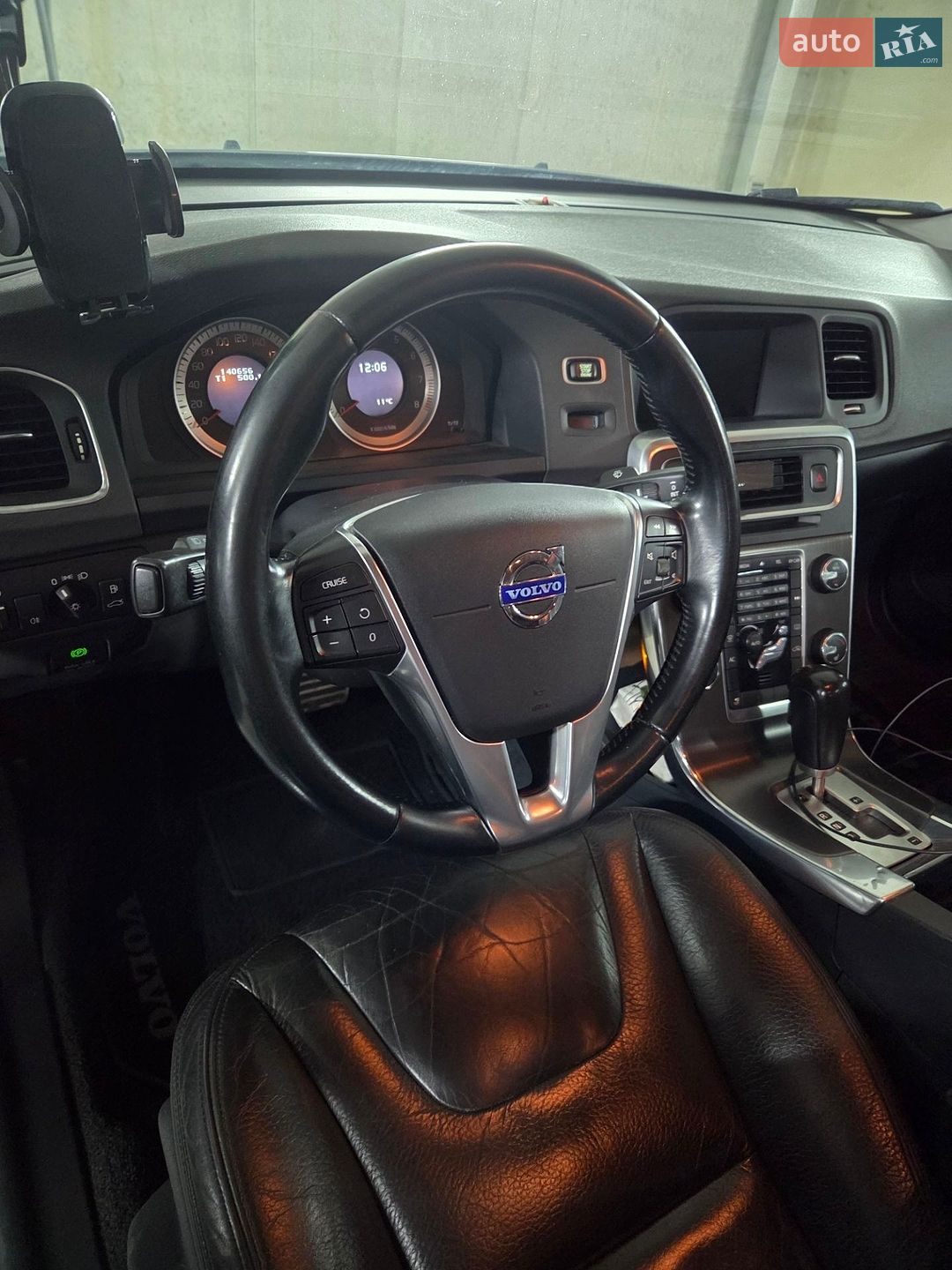 Volvo S60 2012 VIN YV1902FH3C2130048 фото оголошення 8 з 16