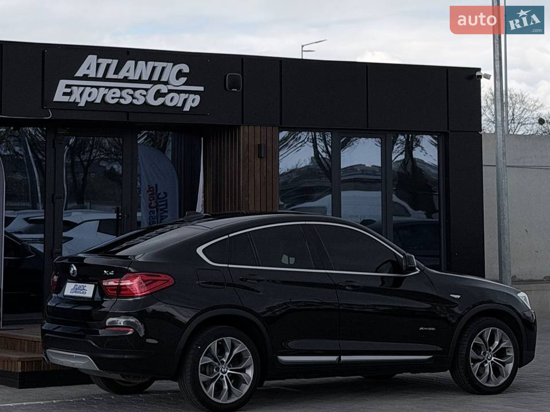 BMW X4 2017 VIN 5UXXW3C56J0T82881 фото оголошення 6 з 24