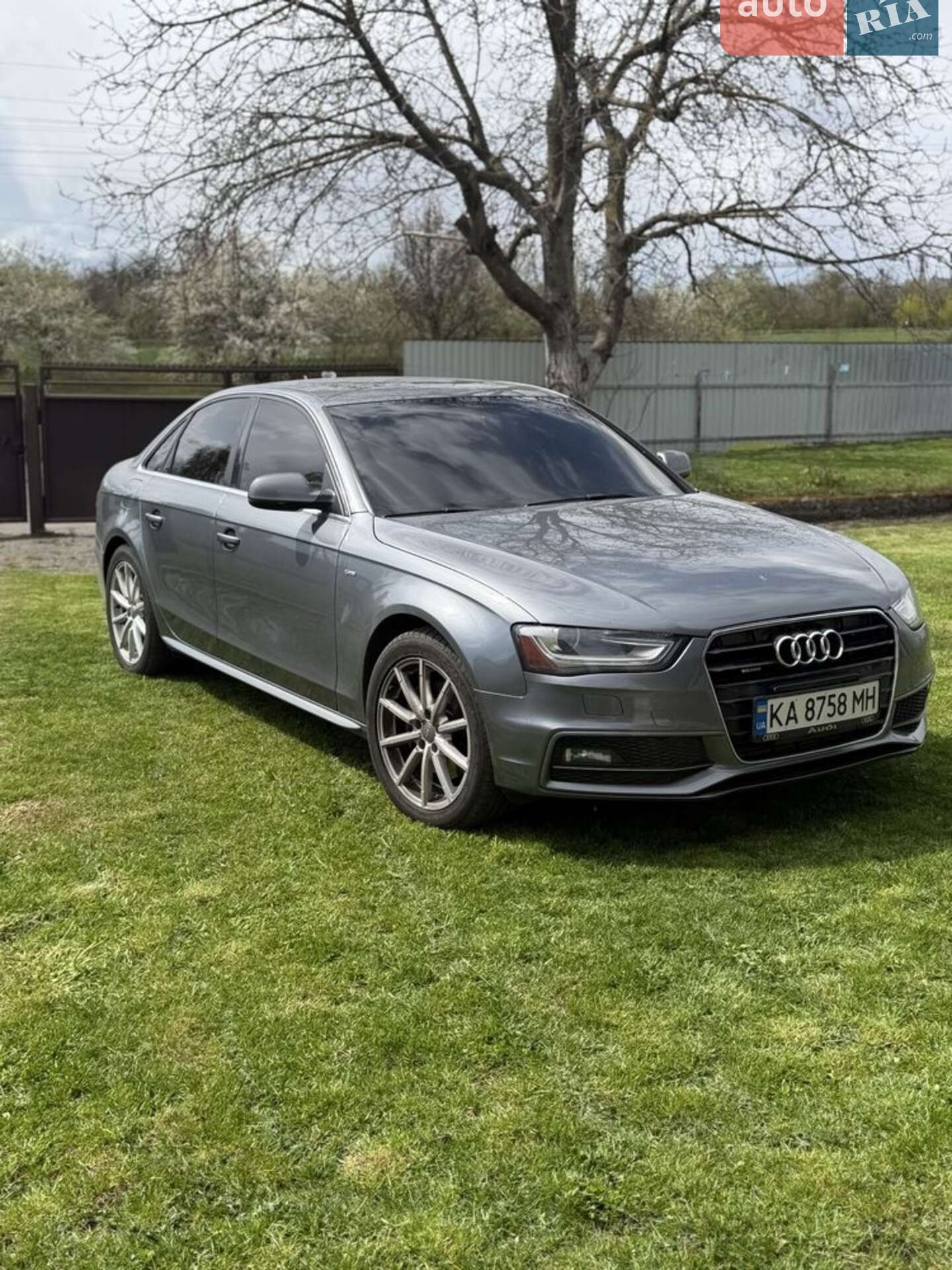 Audi A4 2015 VIN WAUFFAFL3FN040775 фото оголошення 7 з 21