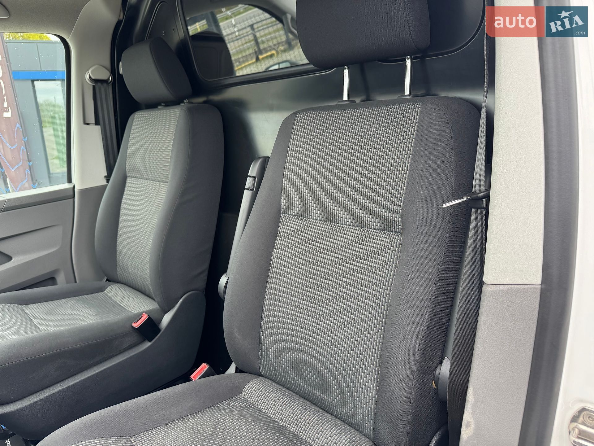 Volkswagen Transporter 2020 VIN WV1ZZZ7HZMH058162 фото оголошення 18 з 27