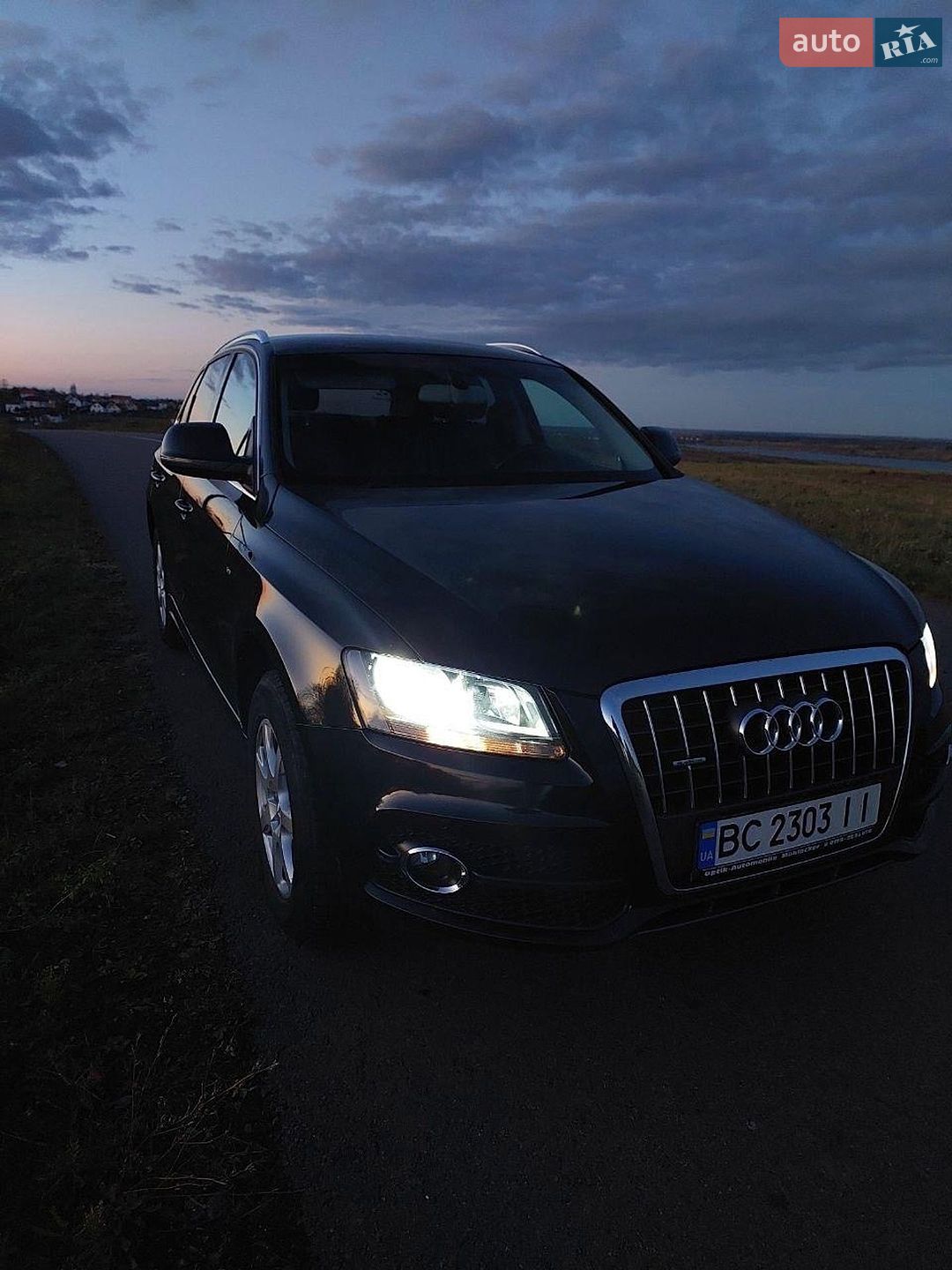 Audi Q5 2010 VIN WAUZZZ8R5BA005600 фото оголошення 8 з 35