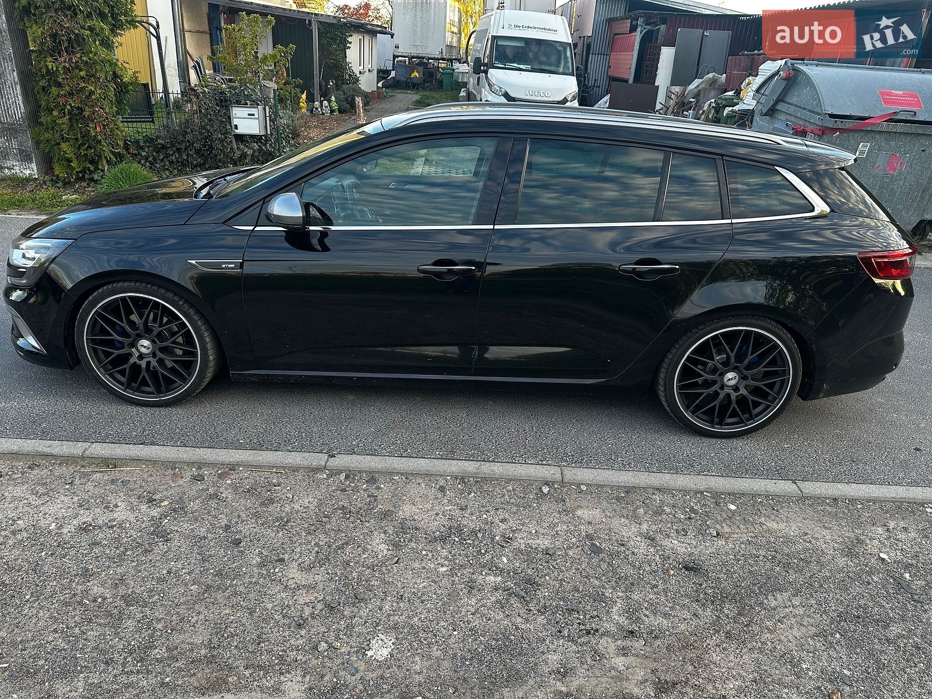 Renault Megane 2016 VIN VF1RFB00056388836 фото оголошення 2 з 38