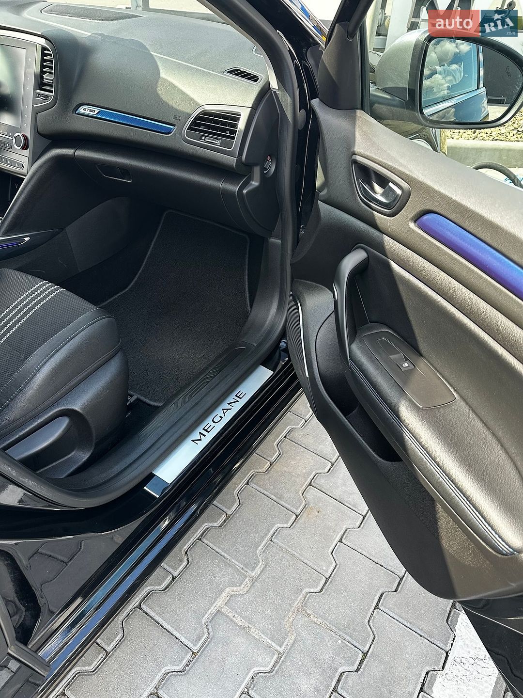 Renault Megane 2016 VIN VF1RFB00056388836 фото оголошення 5 з 38