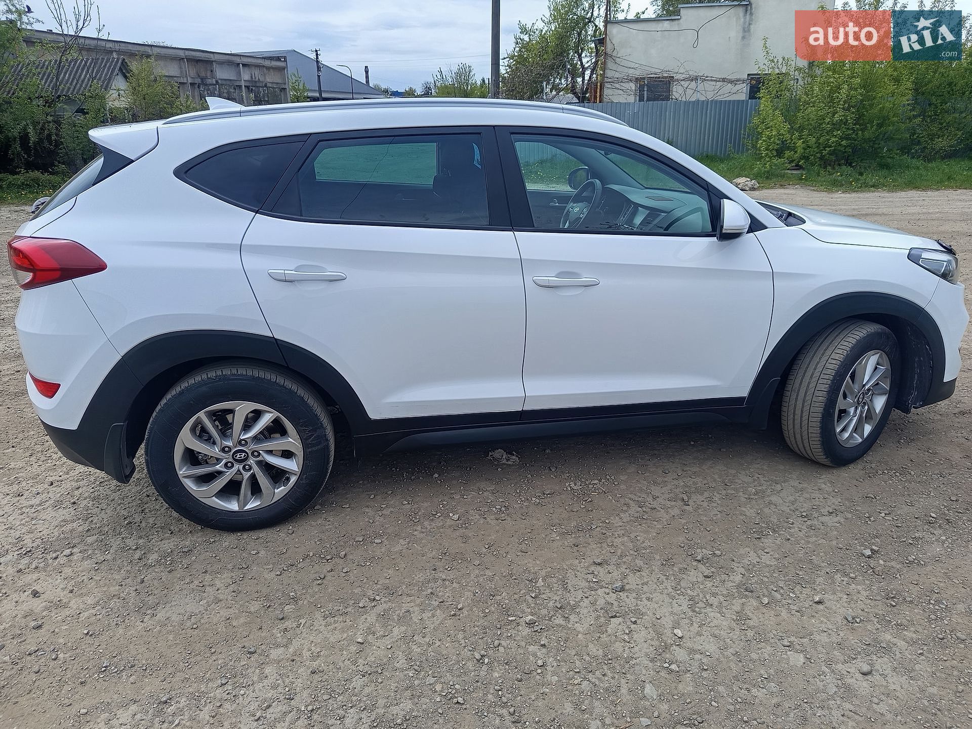 Hyundai Tucson 2015 VIN TMAJ381ACGJ080257 фото оголошення 11 з 33