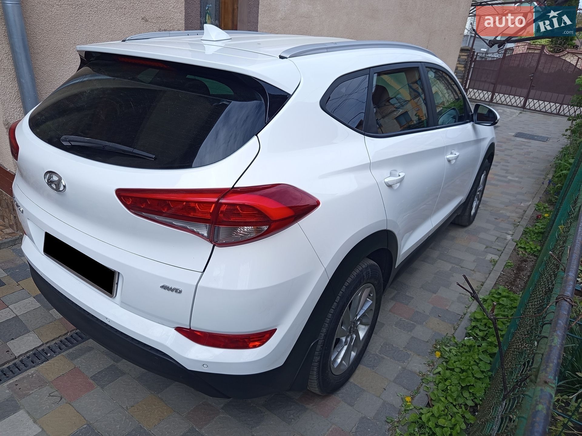 Hyundai Tucson 2015 VIN TMAJ381ACGJ080257 фото оголошення 18 з 33