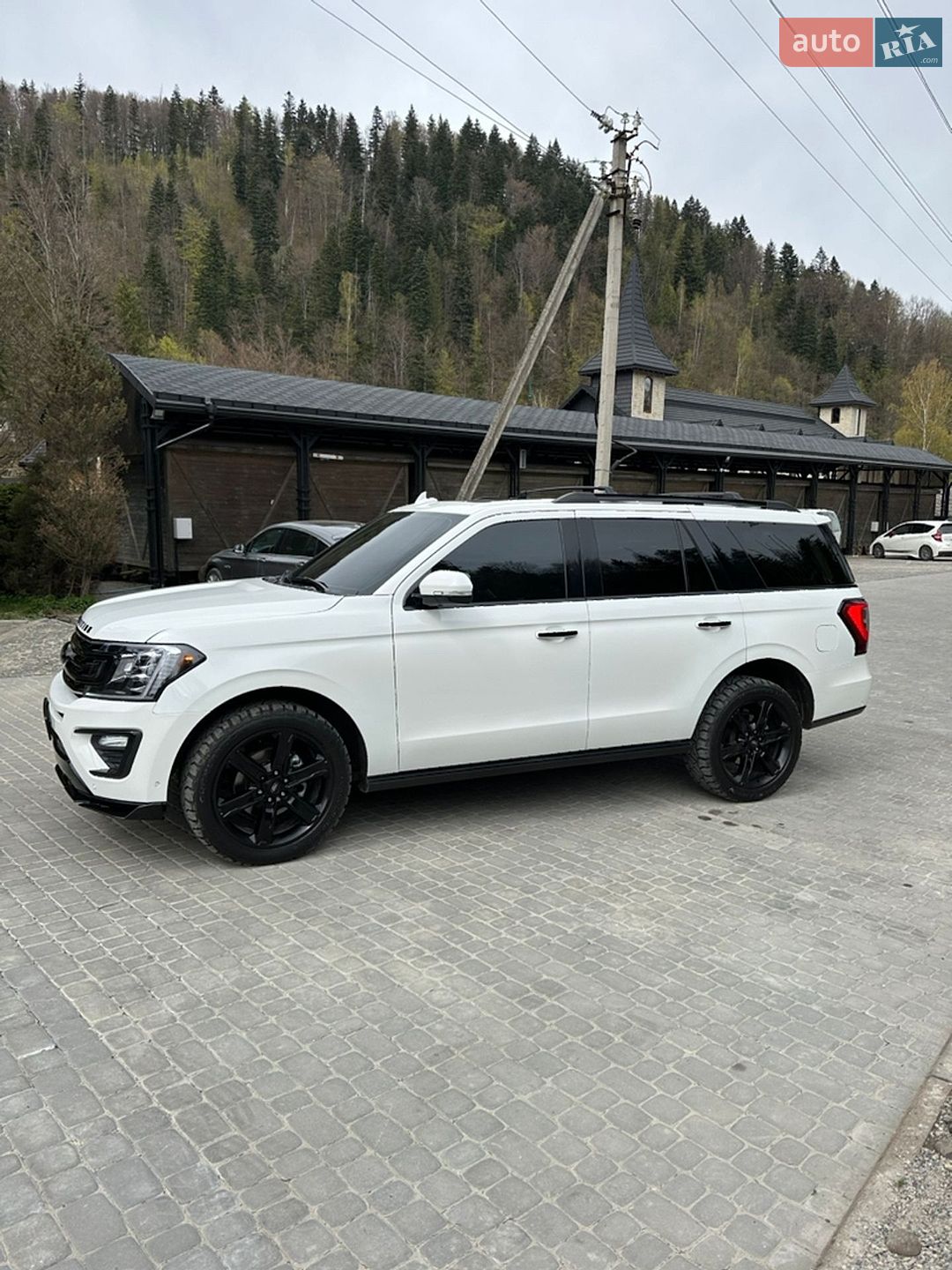 Ford Expedition 2021 VIN 1FMJU2ATXMEA28079 фото оголошення 3 з 26