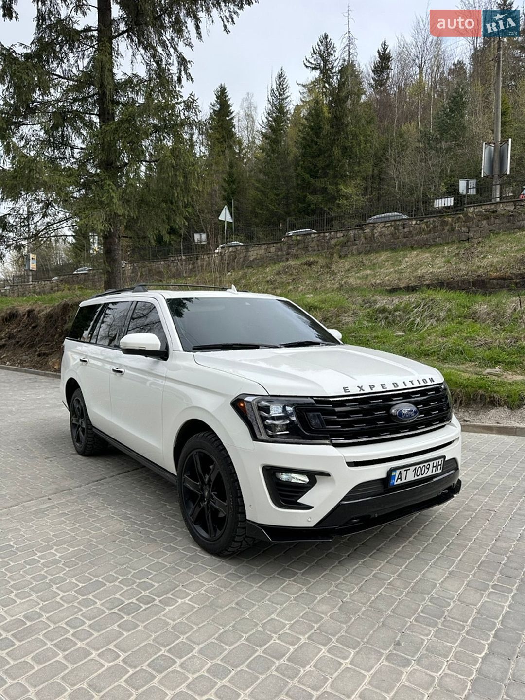 Ford Expedition 2021 VIN 1FMJU2ATXMEA28079 фото оголошення 2 з 26
