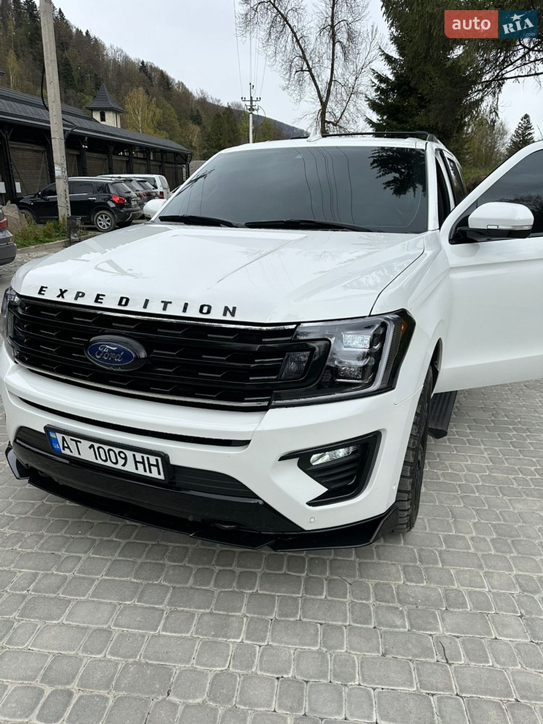 Ford Expedition 2021 VIN 1FMJU2ATXMEA28079 фото оголошення 10 з 26