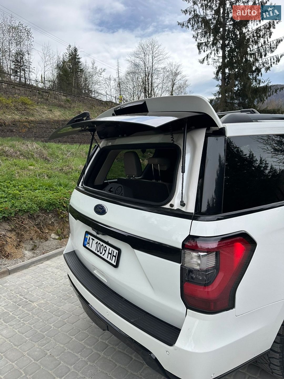 Ford Expedition 2021 VIN 1FMJU2ATXMEA28079 фото оголошення 9 з 26
