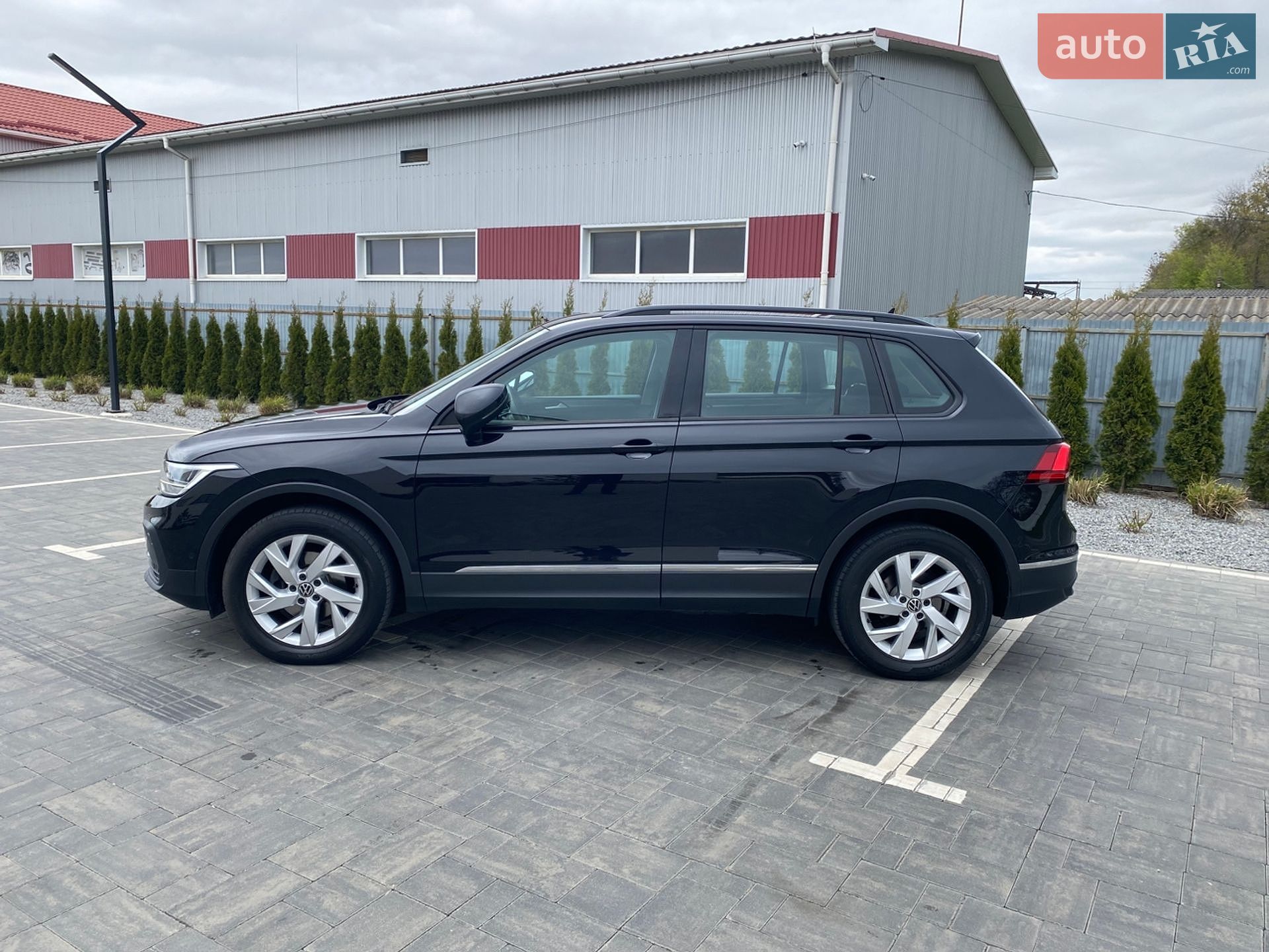 Volkswagen Tiguan 2021 VIN WVGZZZ5NZMW033791 фото оголошення 6 з 37