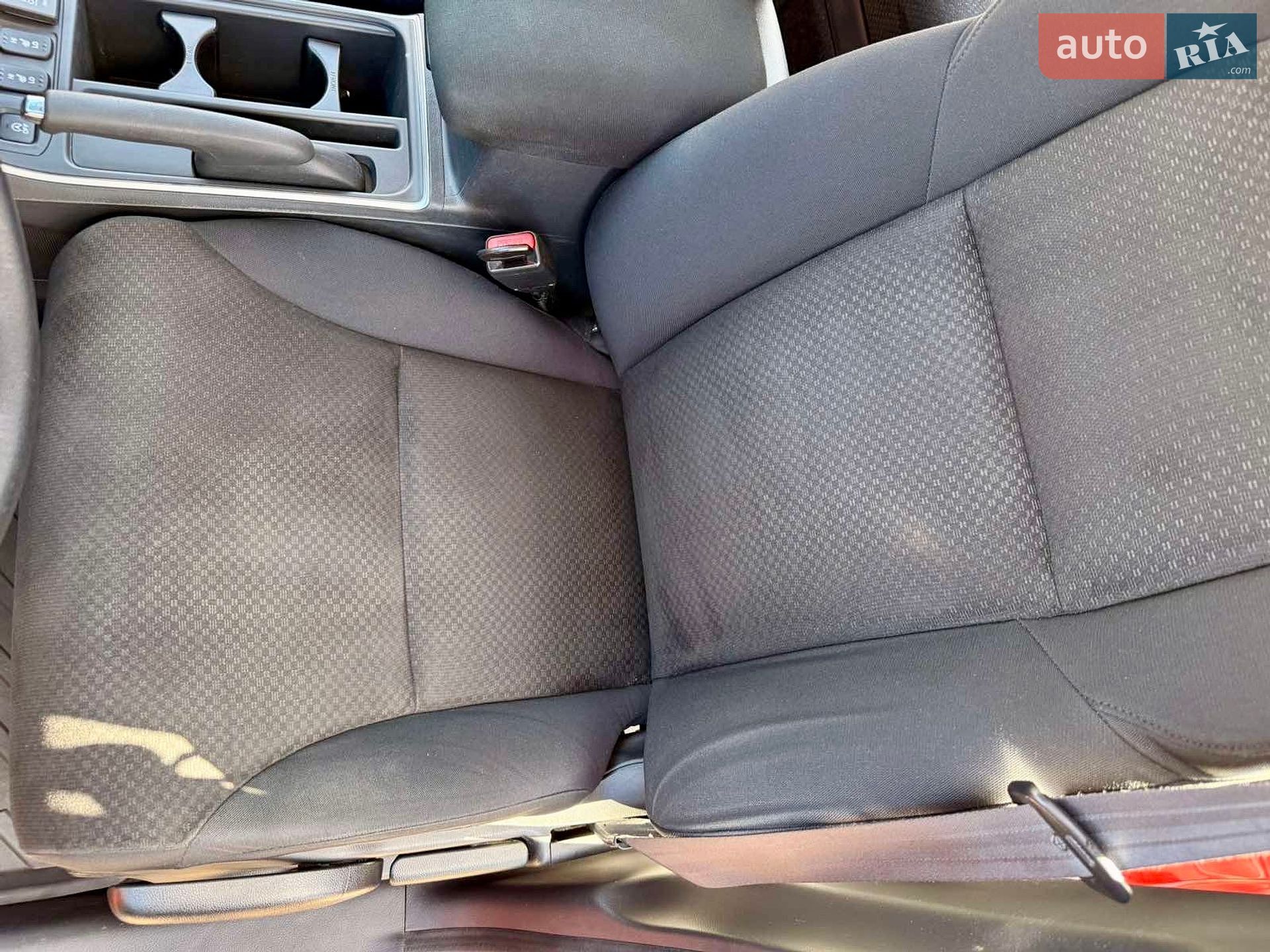 Honda CR-V 2016 VIN SHSRE6870FU530983 фото оголошення 16 з 49