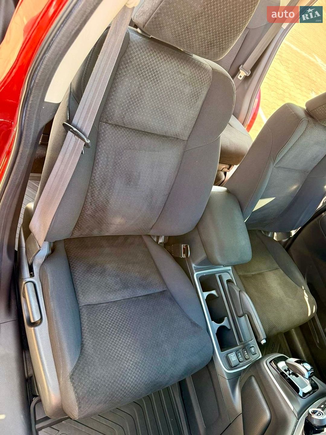 Honda CR-V 2016 VIN SHSRE6870FU530983 фото оголошення 24 з 49