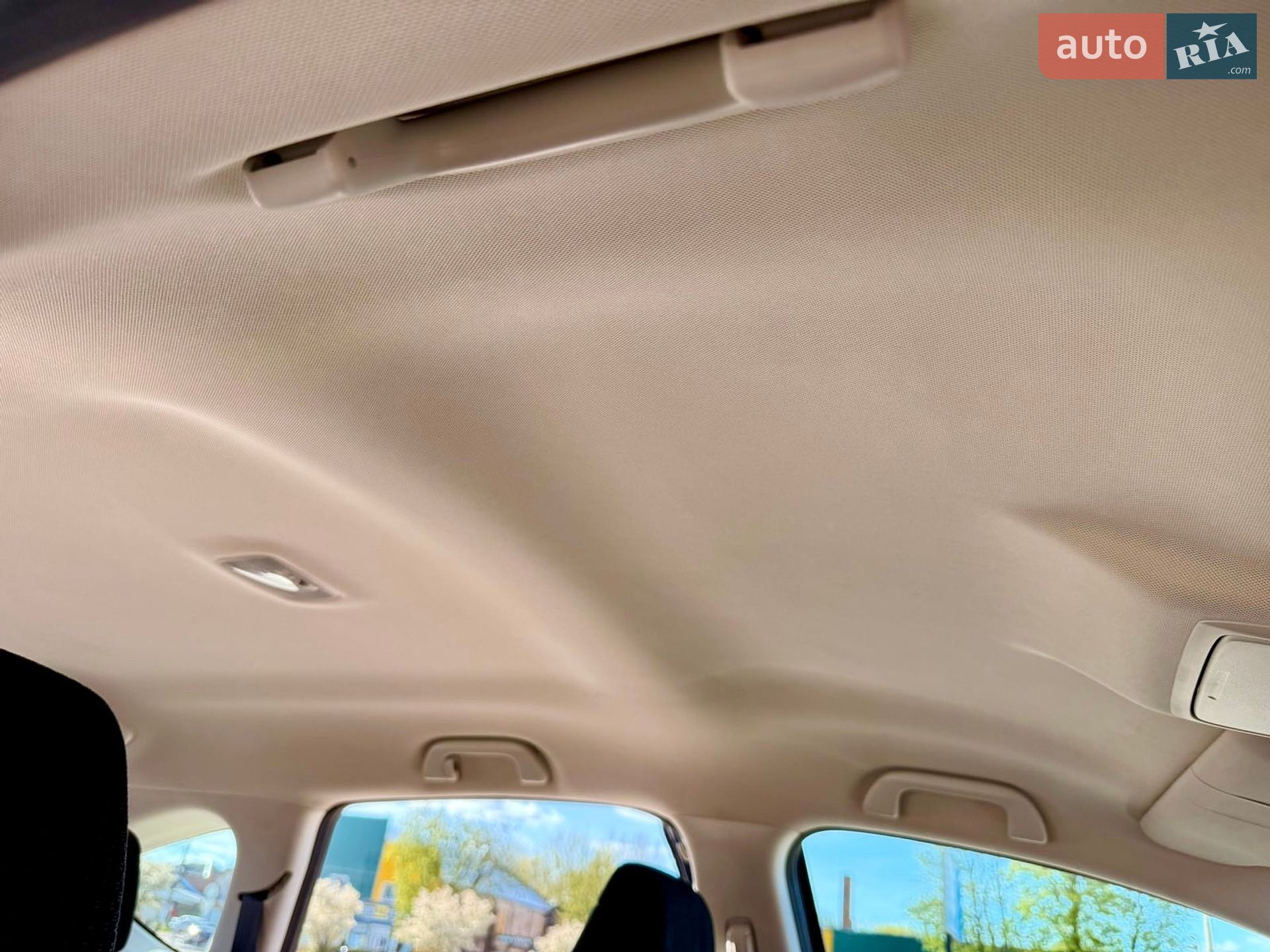 Honda CR-V 2016 VIN SHSRE6870FU530983 фото оголошення 36 з 49