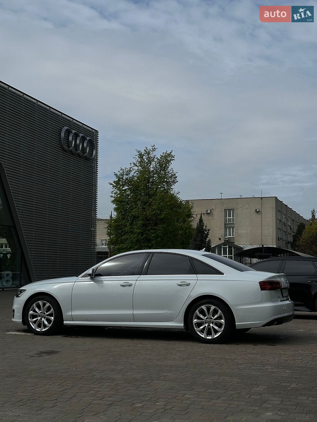 Audi A6 2015 VIN WAUZZZ4G8GN021861 фото оголошення 3 з 29