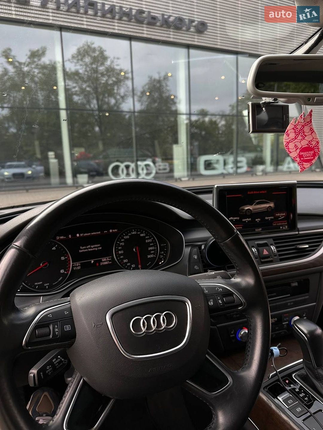 Audi A6 2015 VIN WAUZZZ4G8GN021861 фото оголошення 16 з 29