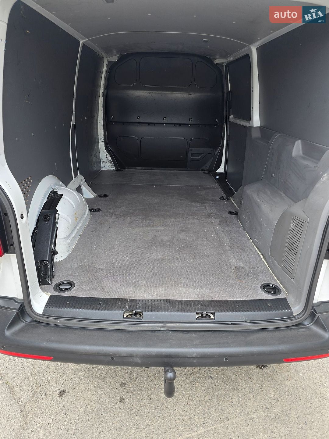 Volkswagen Transporter 2022 VIN WV1ZZZ7HZNH062328 фото оголошення 13 з 58