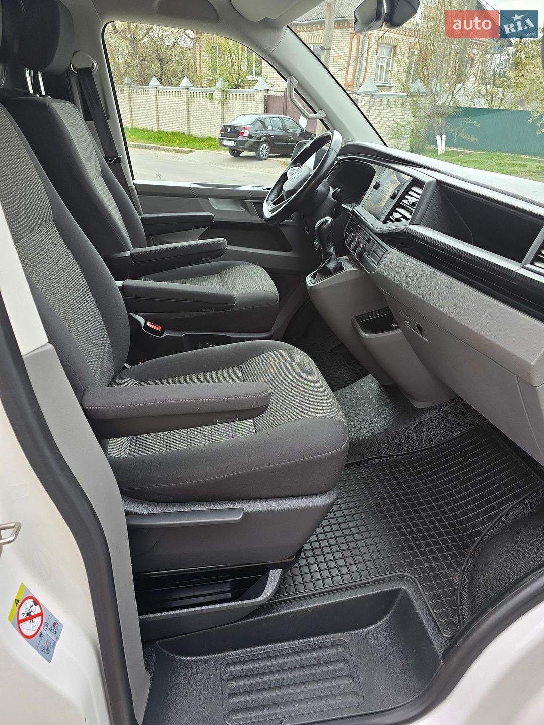 Volkswagen Transporter 2022 VIN WV1ZZZ7HZNH062328 фото оголошення 17 з 58