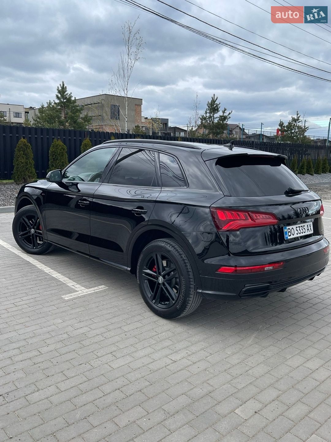Audi Q5 2018 VIN WAUZZZFY2K2012086 фото оголошення 10 з 32