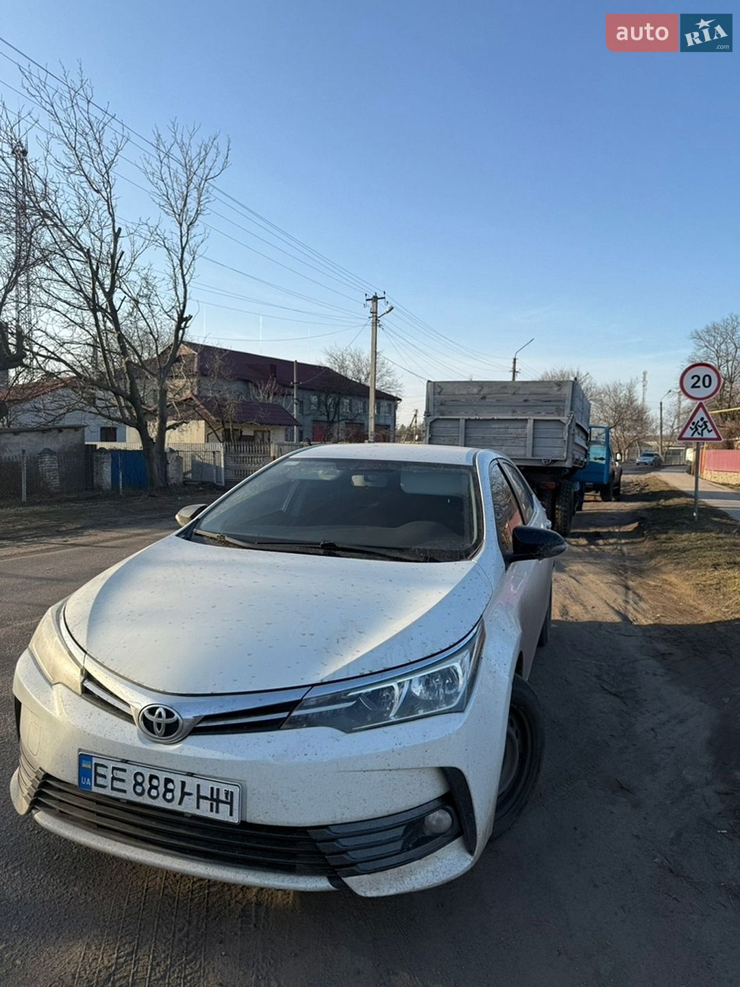 Toyota Corolla 2018 VIN NMTBE0JE20R241008 фото оголошення 4 з 15