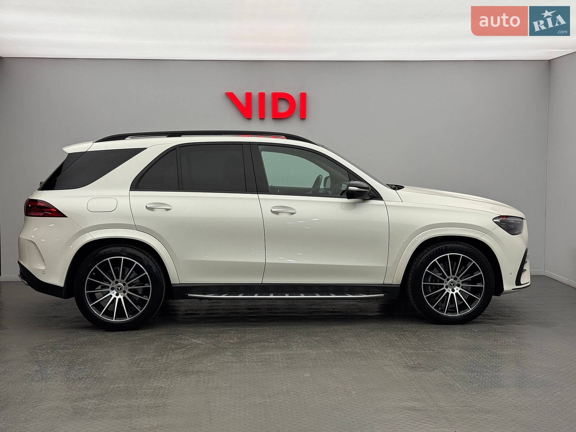 Mercedes-Benz GLE-Class 2023 VIN W1NFB3DB0RB055009 фото оголошення 5 з 25