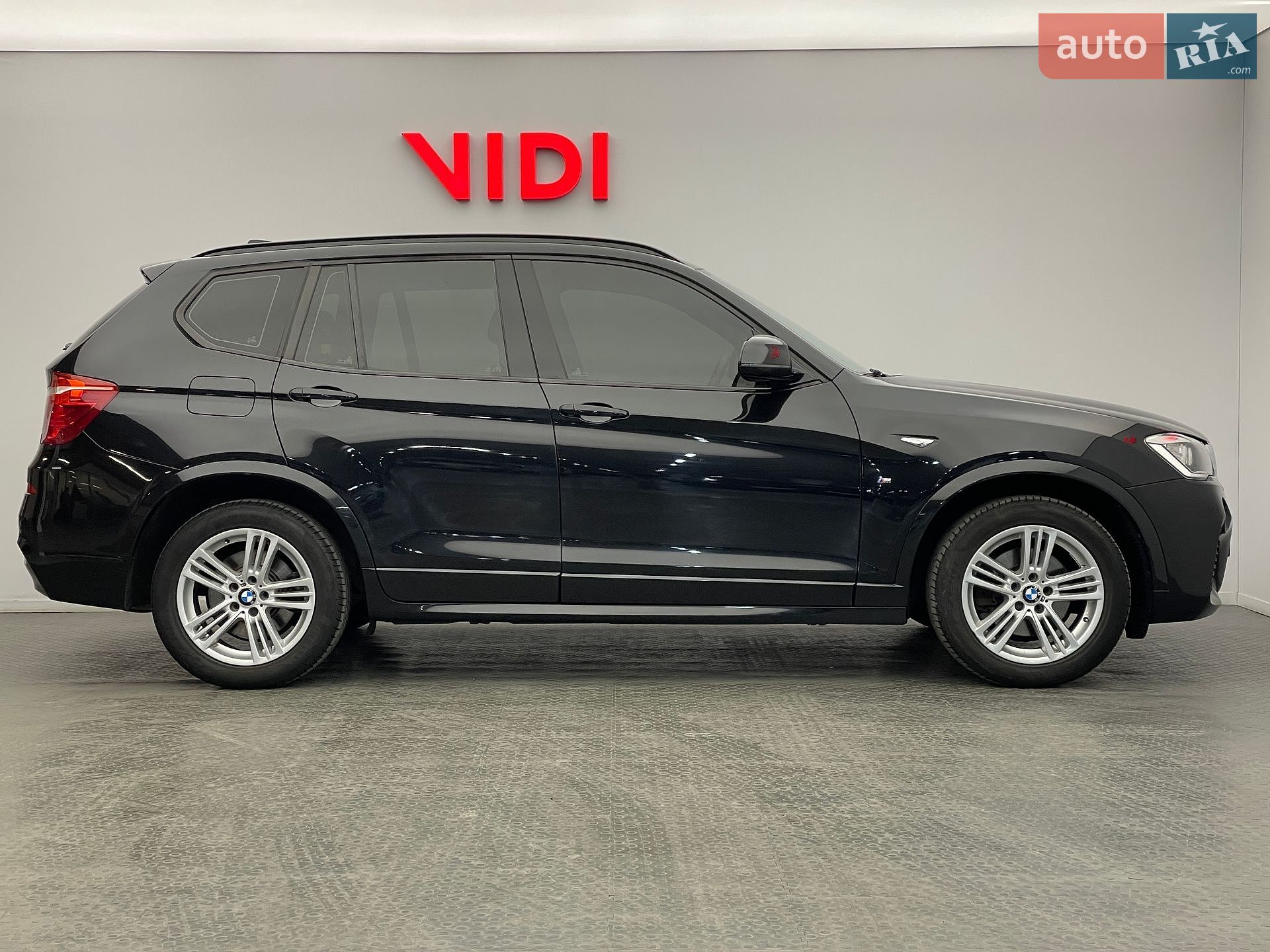 BMW X3 2017 VIN WBAWX310000B82224 фото оголошення 4 з 23