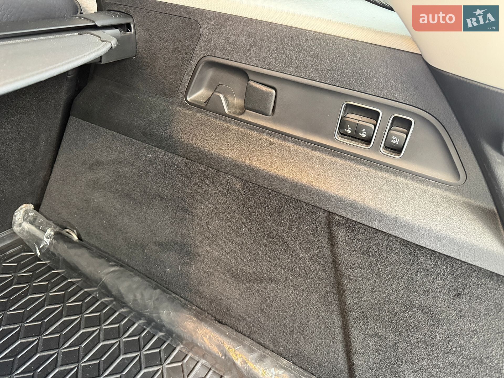 Mercedes-Benz GLE-Class 2023 VIN W1NFB5KB2PB031368 фото оголошення 27 з 36