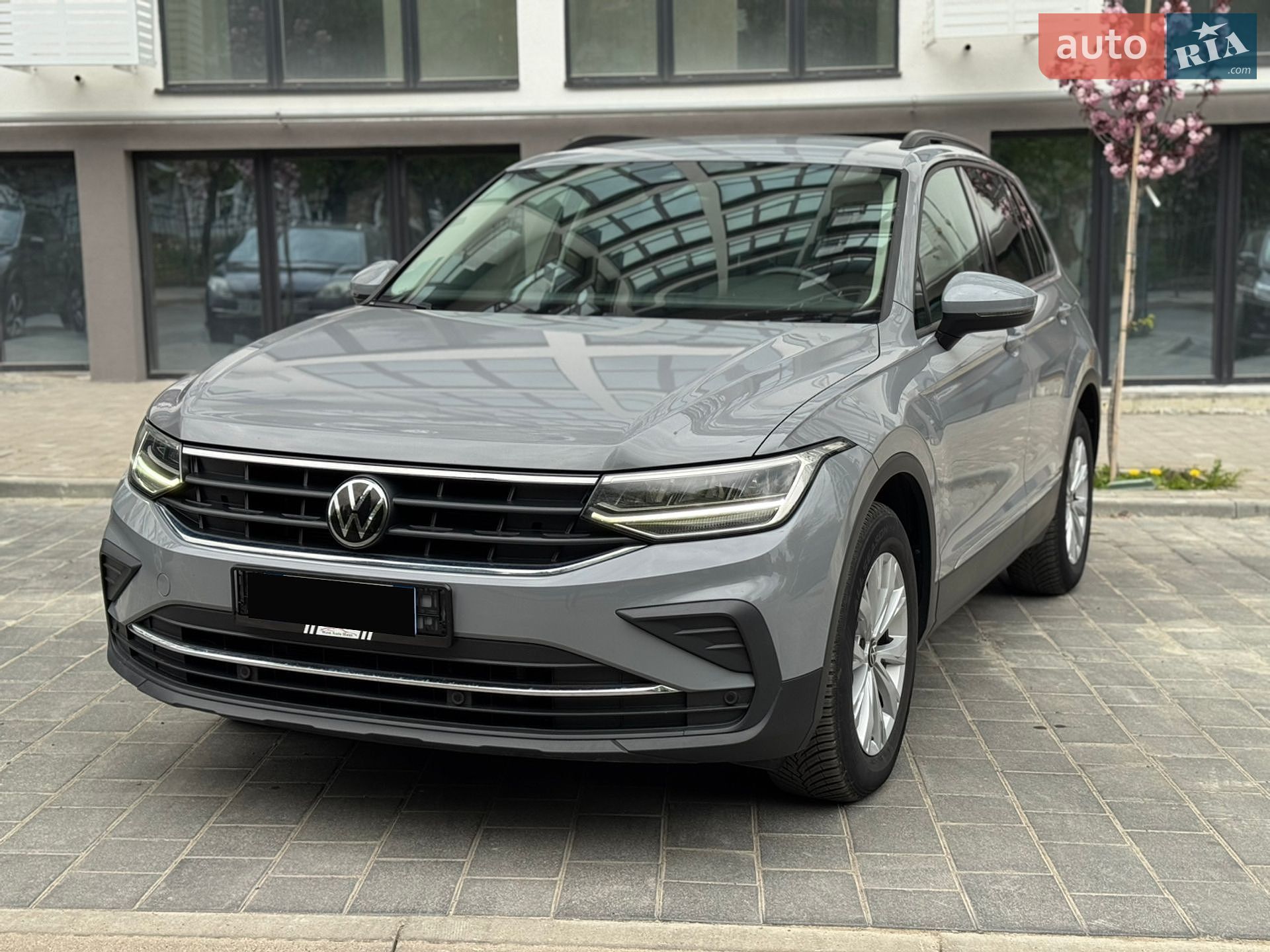 Volkswagen Tiguan 2022 VIN WVGZZZ5N6PW502410 фото оголошення 2 з 28