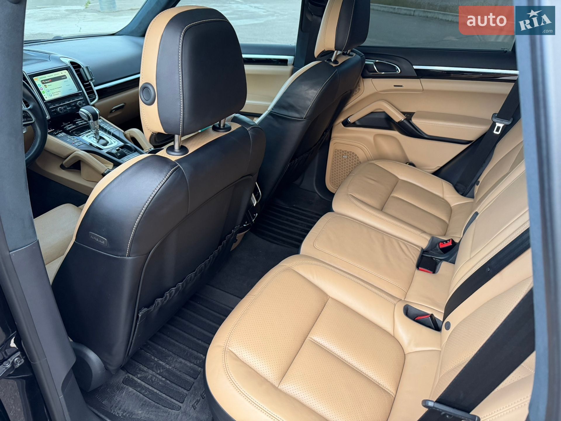 Porsche Cayenne 2015 VIN WP1AF2A23FLA44272 фото оголошення 17 з 40