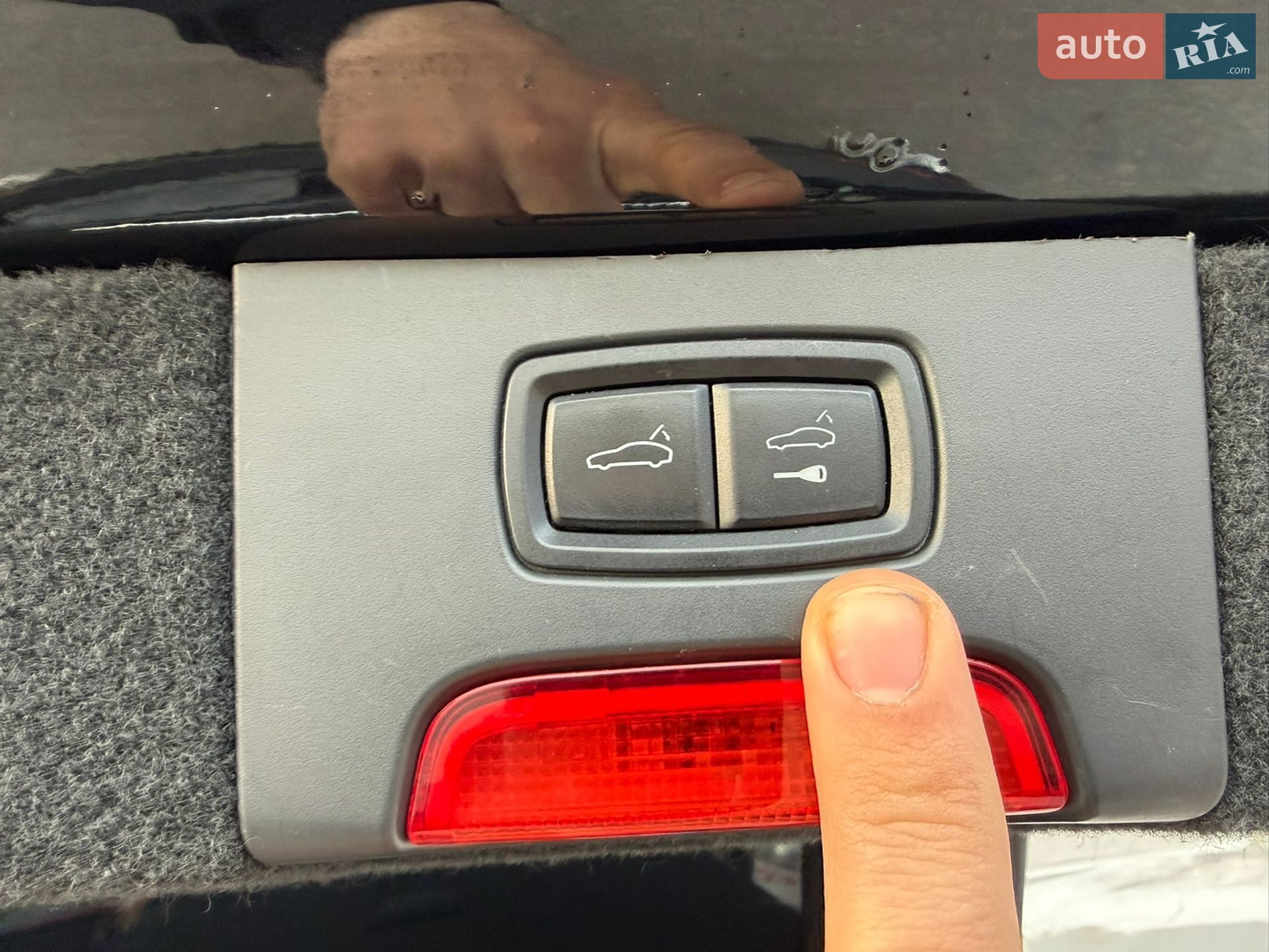 Porsche Cayenne 2015 VIN WP1AF2A23FLA44272 фото оголошення 35 з 40