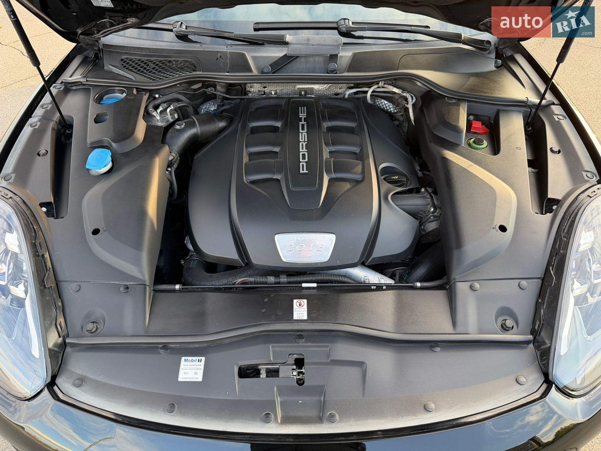 Porsche Cayenne 2015 VIN WP1AF2A23FLA44272 фото оголошення 40 з 40