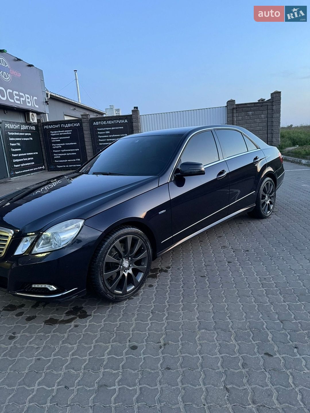 Mercedes-Benz E-Class 2009 VIN WDD2120251A153732 фото оголошення 3 з 16