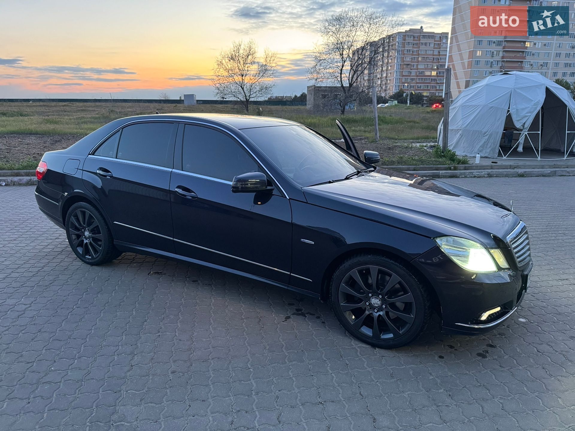 Mercedes-Benz E-Class 2009 VIN WDD2120251A153732 фото оголошення 10 з 16