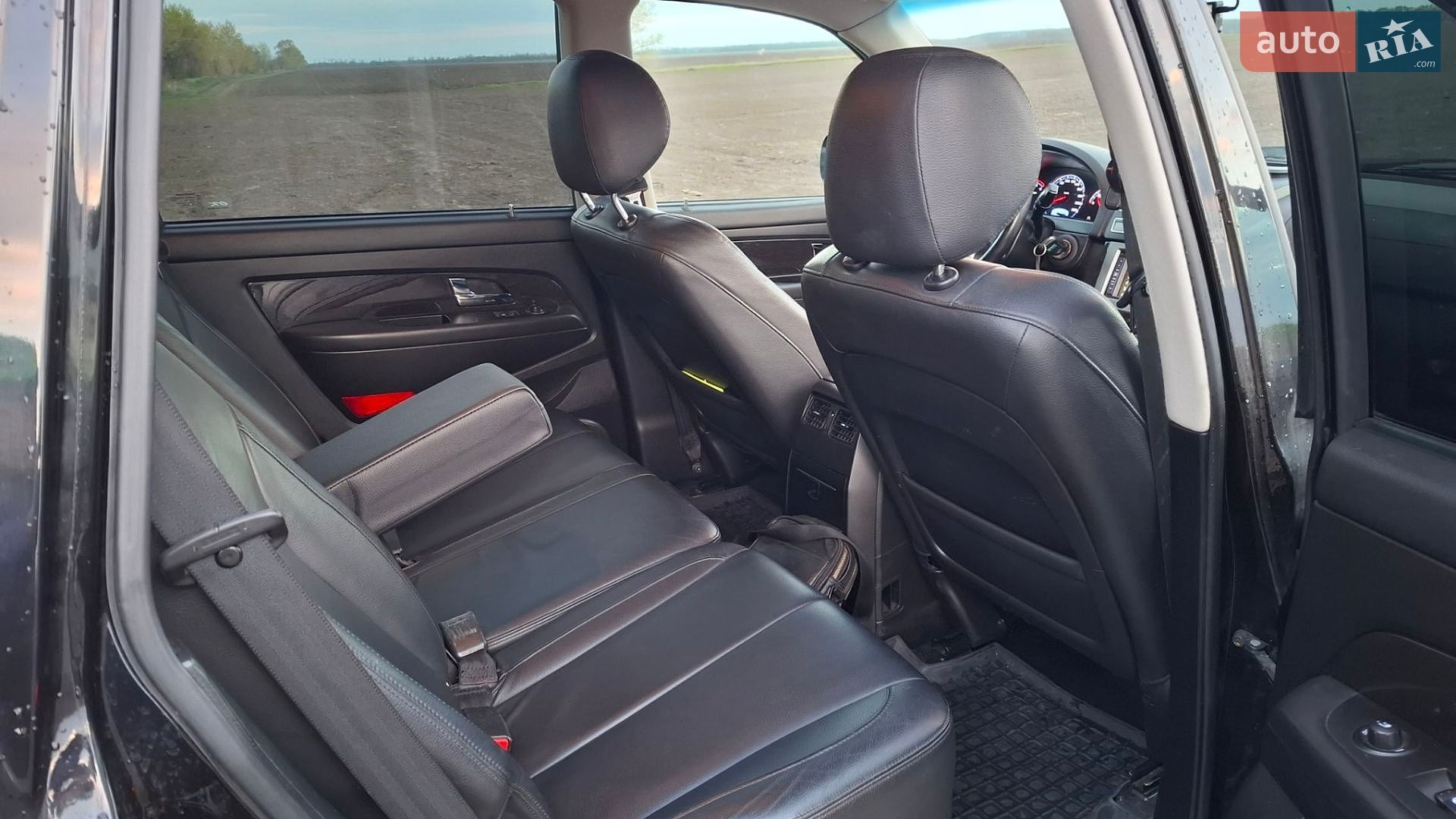 SsangYong Rexton 2015 VIN KPTG0C1TSFP345854 фото оголошення 8 з 25
