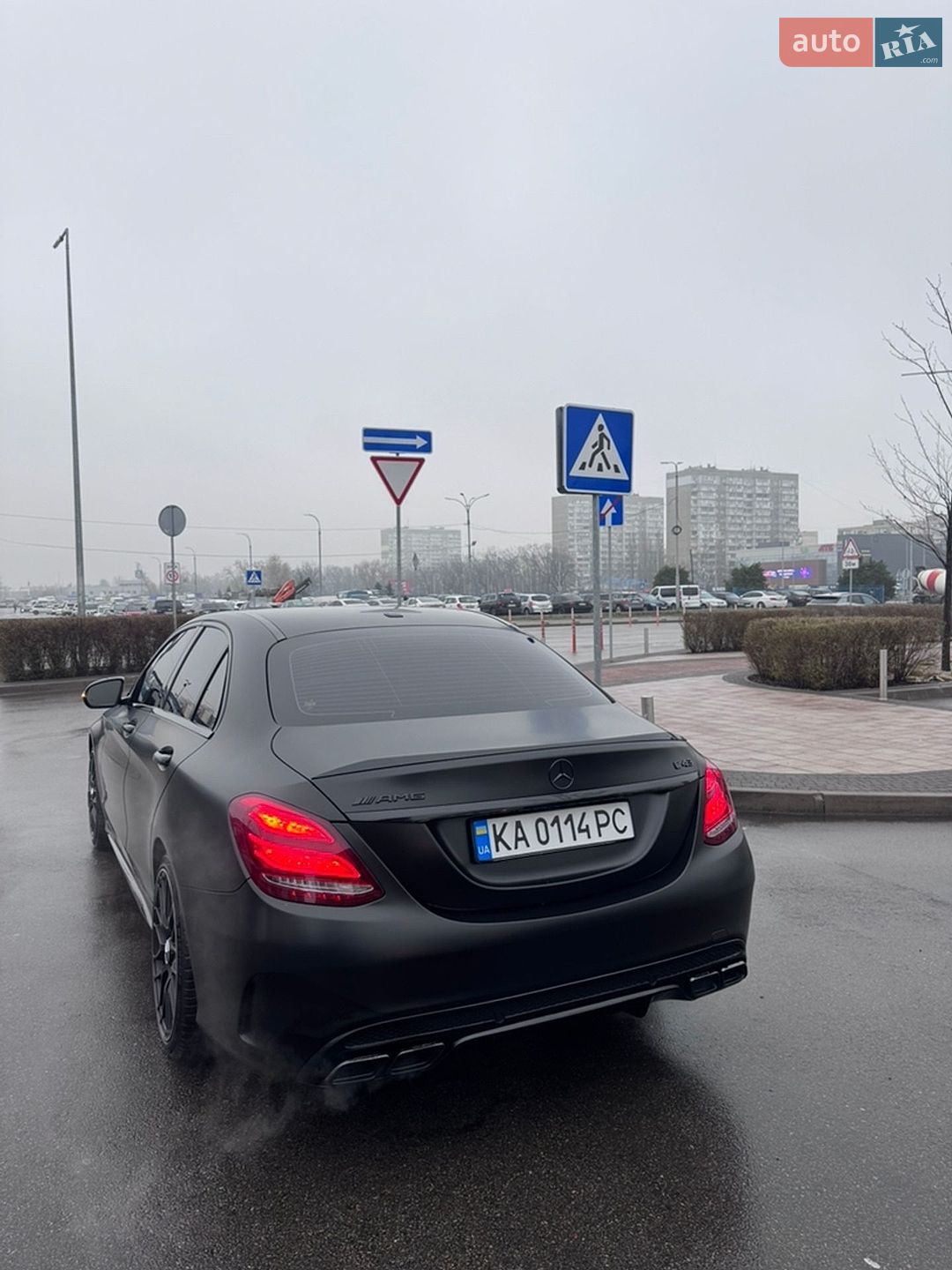 Mercedes-Benz C-Class 2017 VIN 55SWF6EBXHU215175 фото оголошення 11 з 20