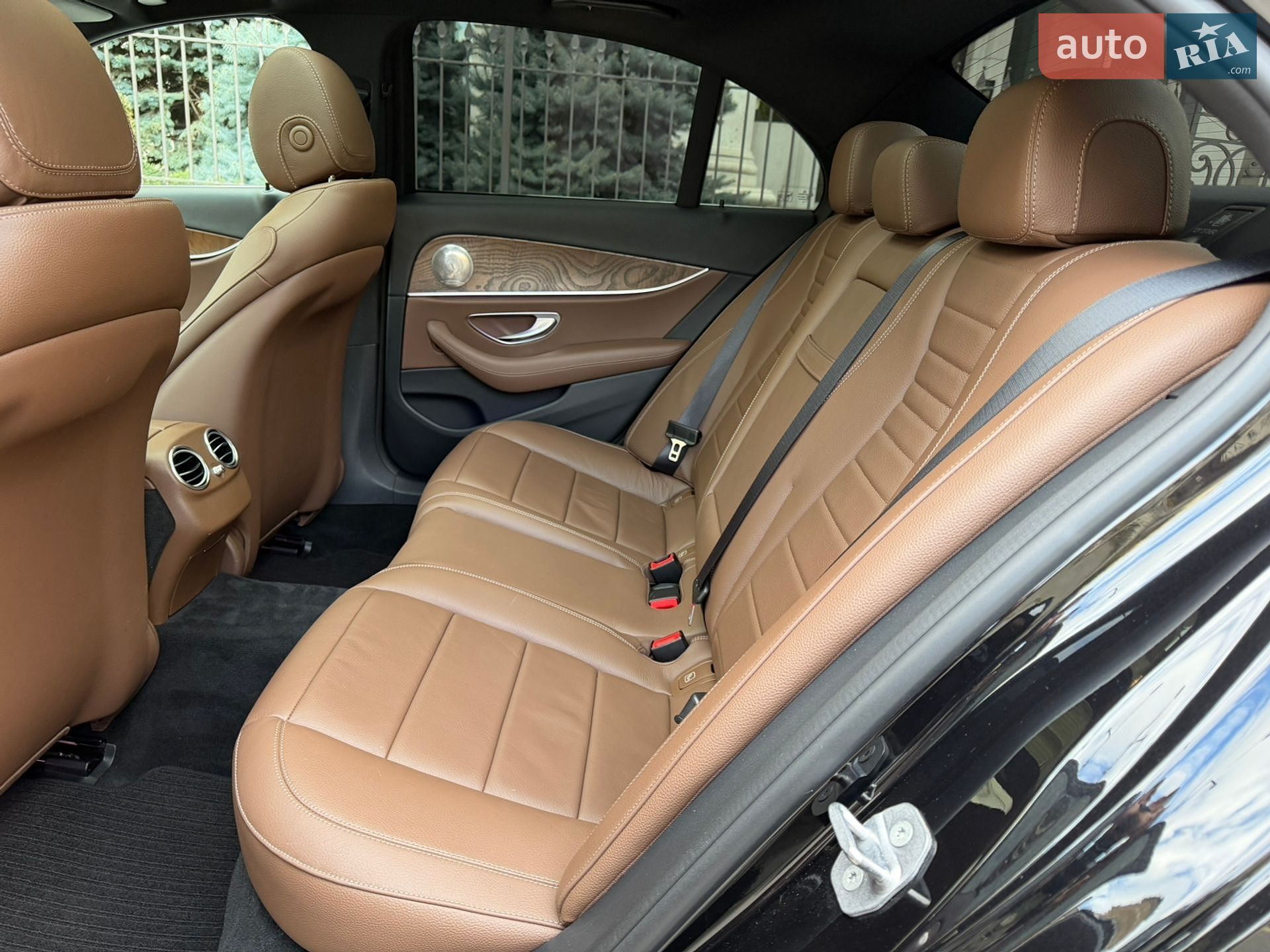 Mercedes-Benz E-Class 2018 VIN WDD2130341A447690 фото оголошення 44 з 68
