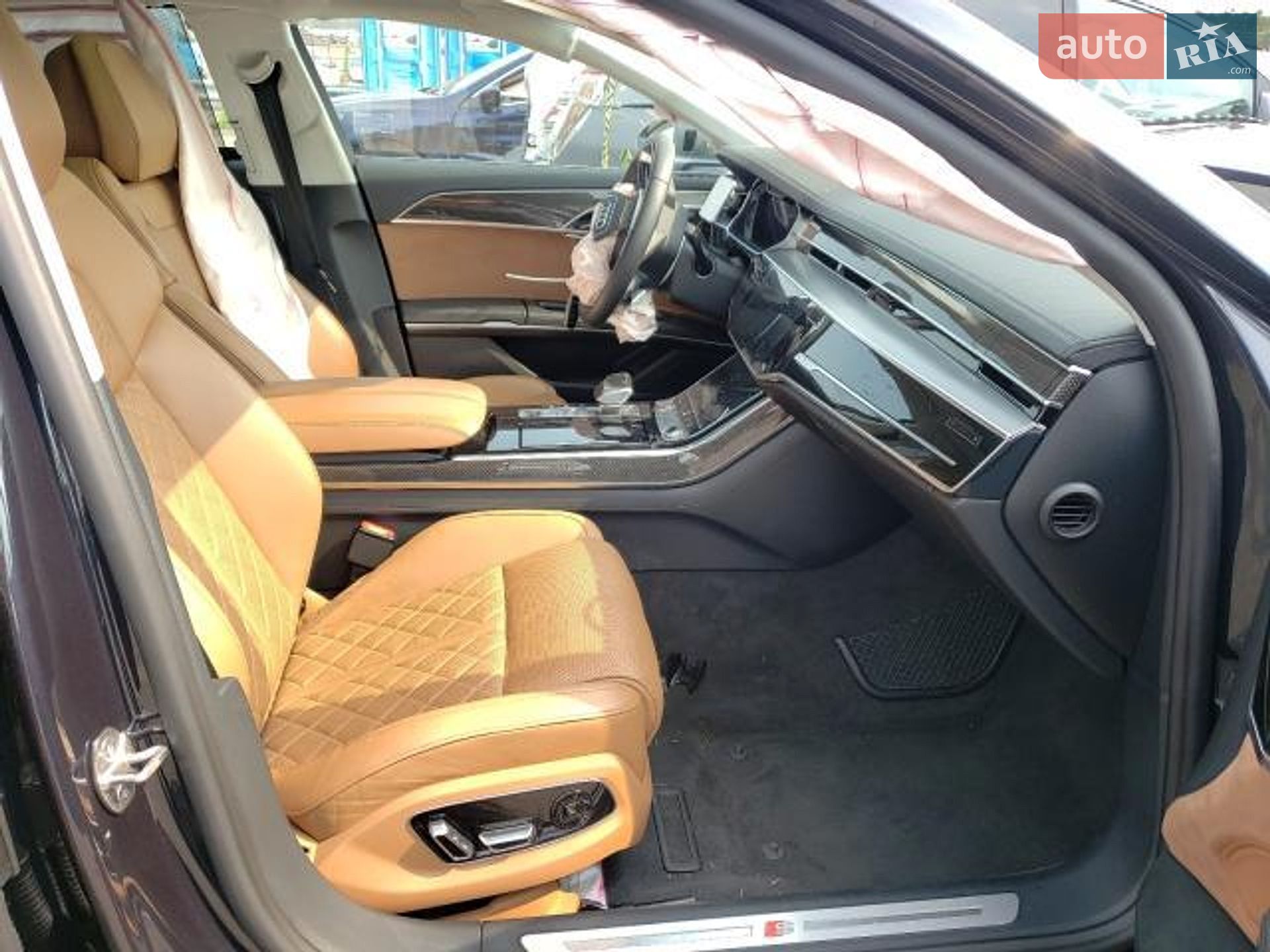 Audi S8 2020 VIN WAU8SAF81LN002246 фото оголошення 7 з 9