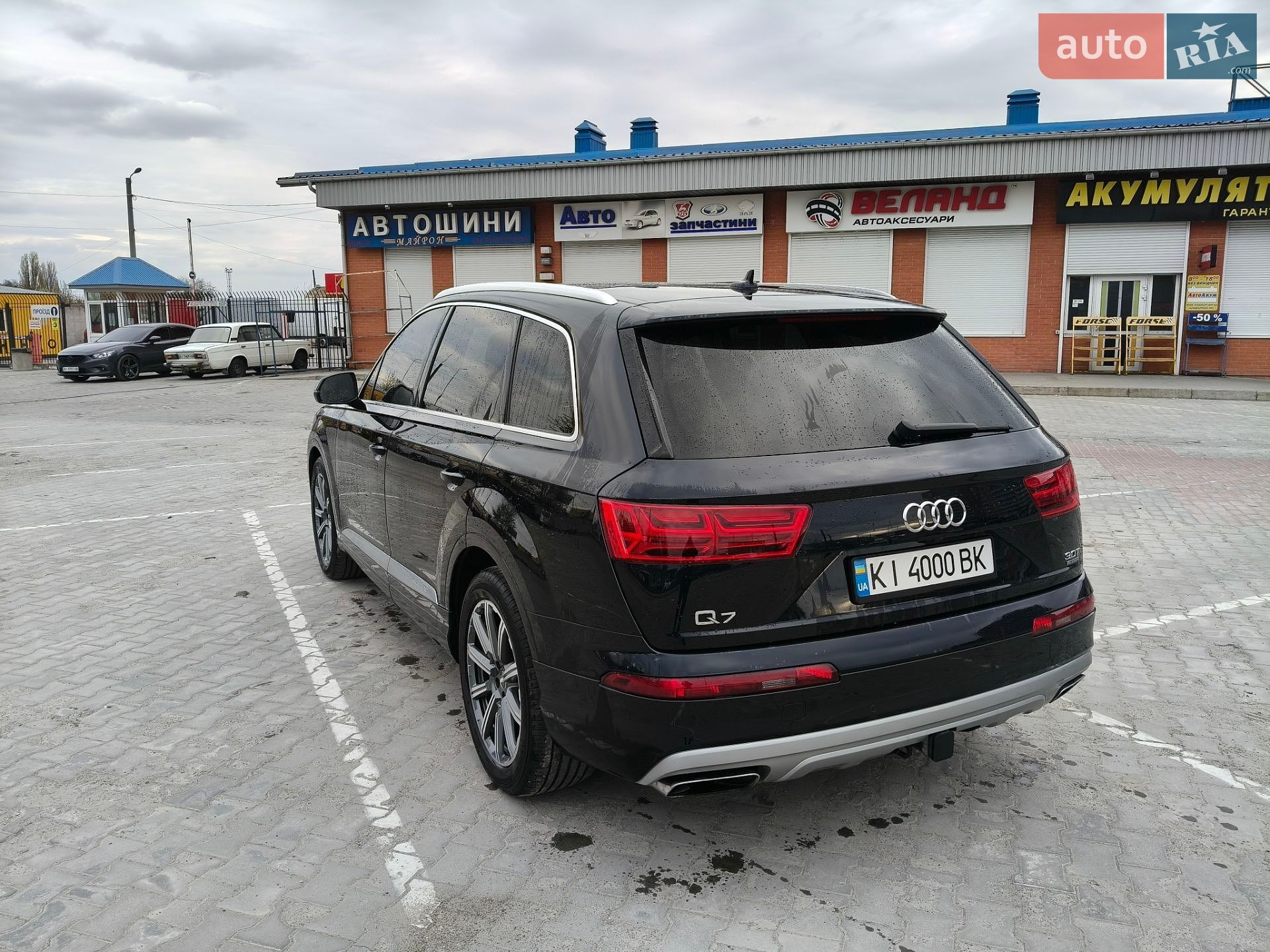 Audi Q7 2016 VIN WA1VAAF75HD035810 фото оголошення 22 з 26