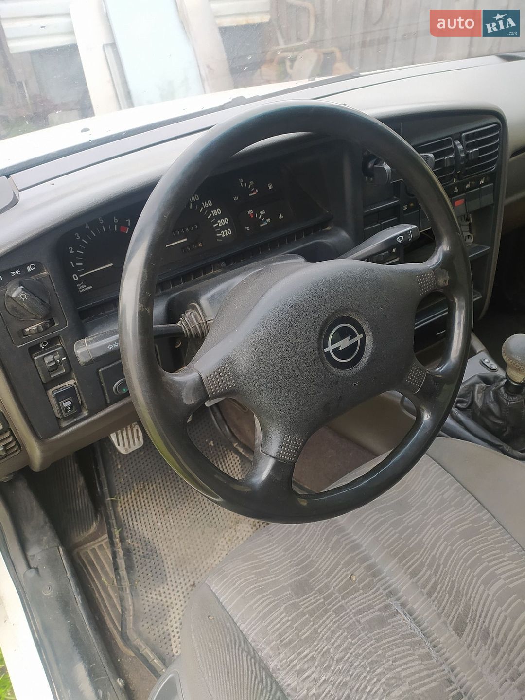 Opel Omega 1989 VIN W0L000017K1173588 фото оголошення 14 з 20