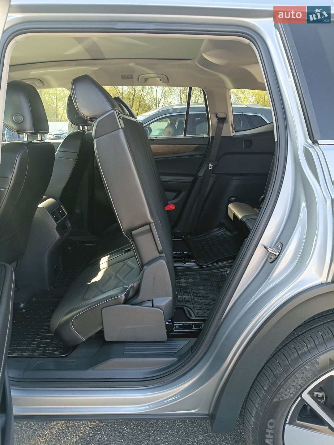 Volkswagen Atlas 2024 VIN 1V2KR2CA2RC563060 фото оголошення 30 з 32