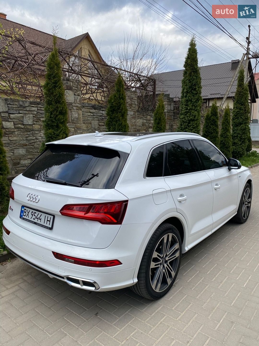 Audi SQ5 2017 VIN WA1A4AFY5J2015623 фото оголошення 2 з 54