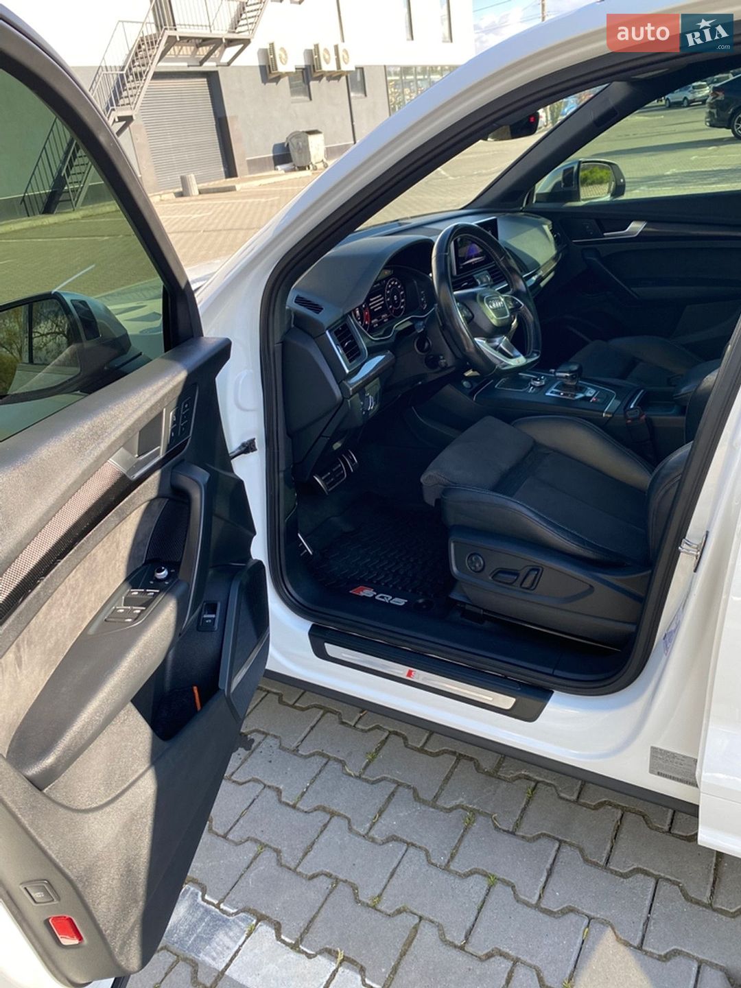 Audi SQ5 2017 VIN WA1A4AFY5J2015623 фото оголошення 24 з 54