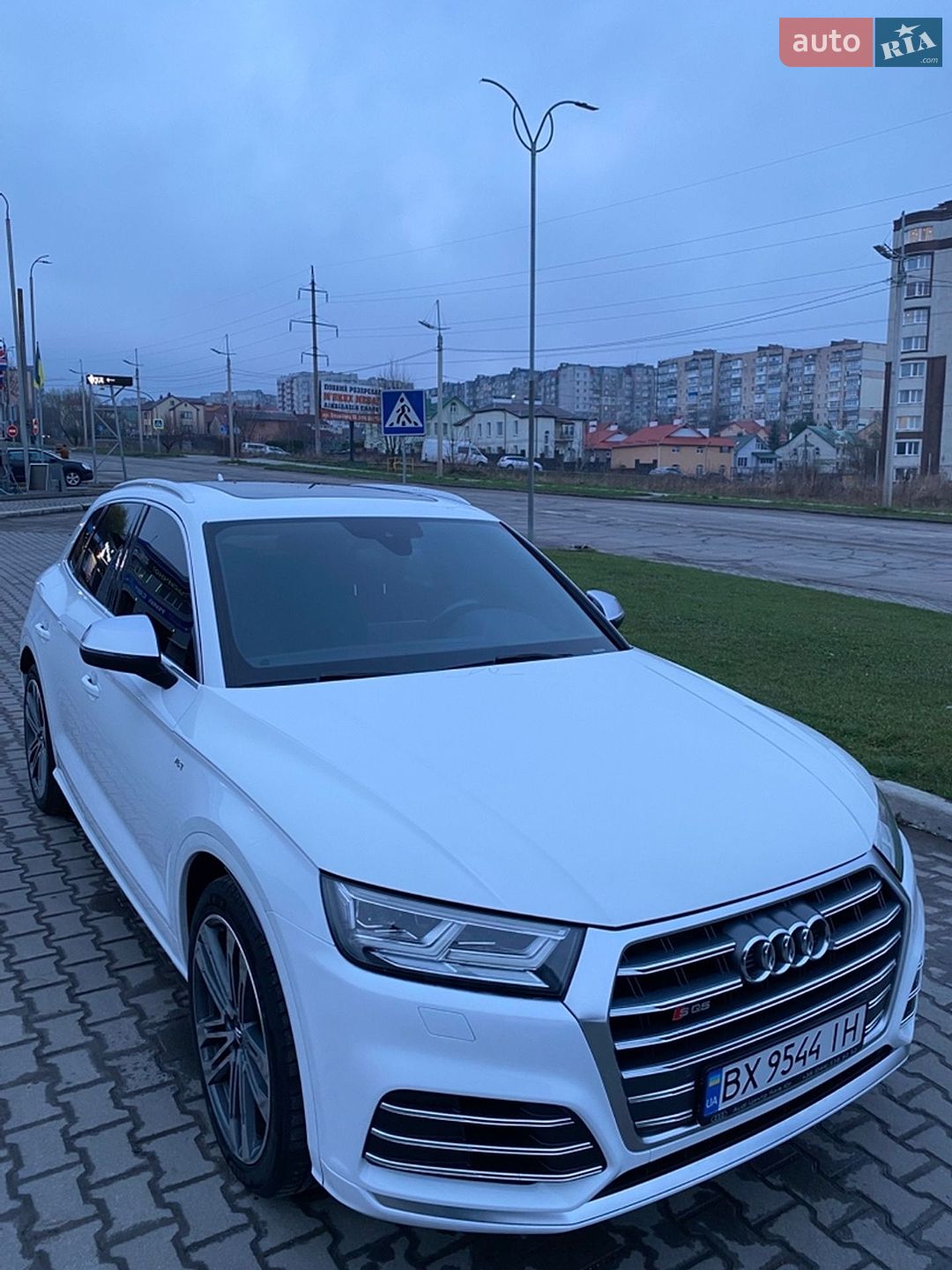 Audi SQ5 2017 VIN WA1A4AFY5J2015623 фото оголошення 47 з 54
