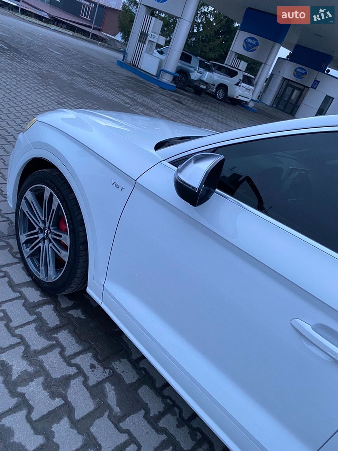 Audi SQ5 2017 VIN WA1A4AFY5J2015623 фото оголошення 49 з 54
