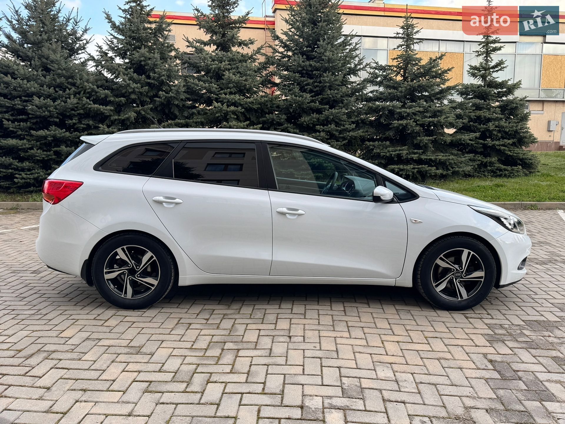 Kia Ceed 2015 VIN U5YHN816BFL134245 фото оголошення 10 з 10