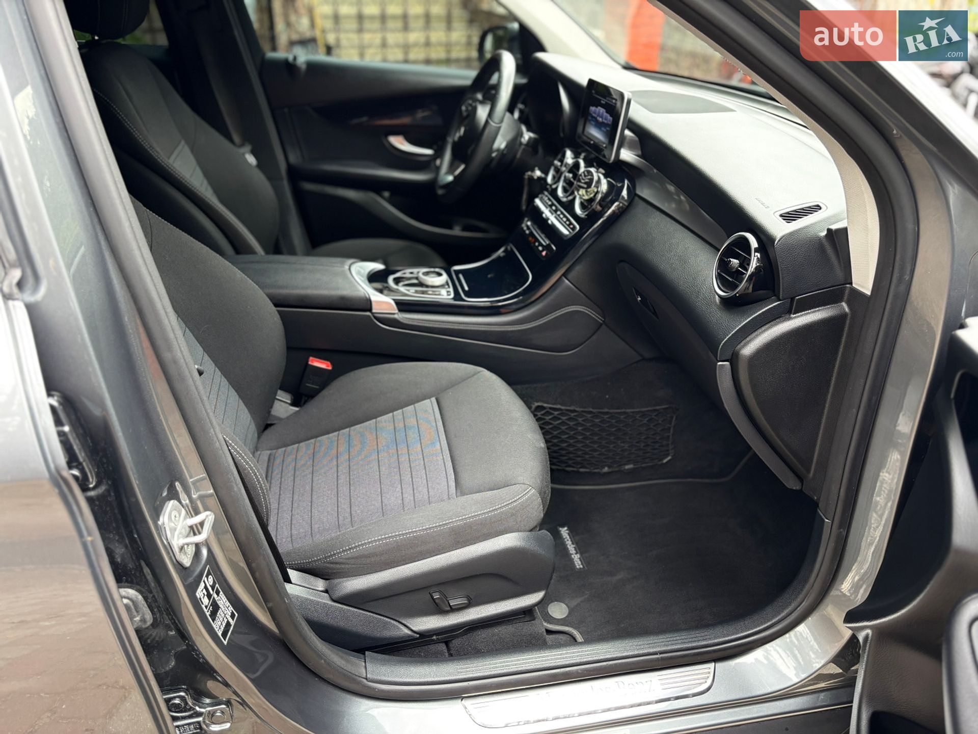 Mercedes-Benz GLC-Class 2017 VIN WDC2539051F265090 фото оголошення 13 з 27